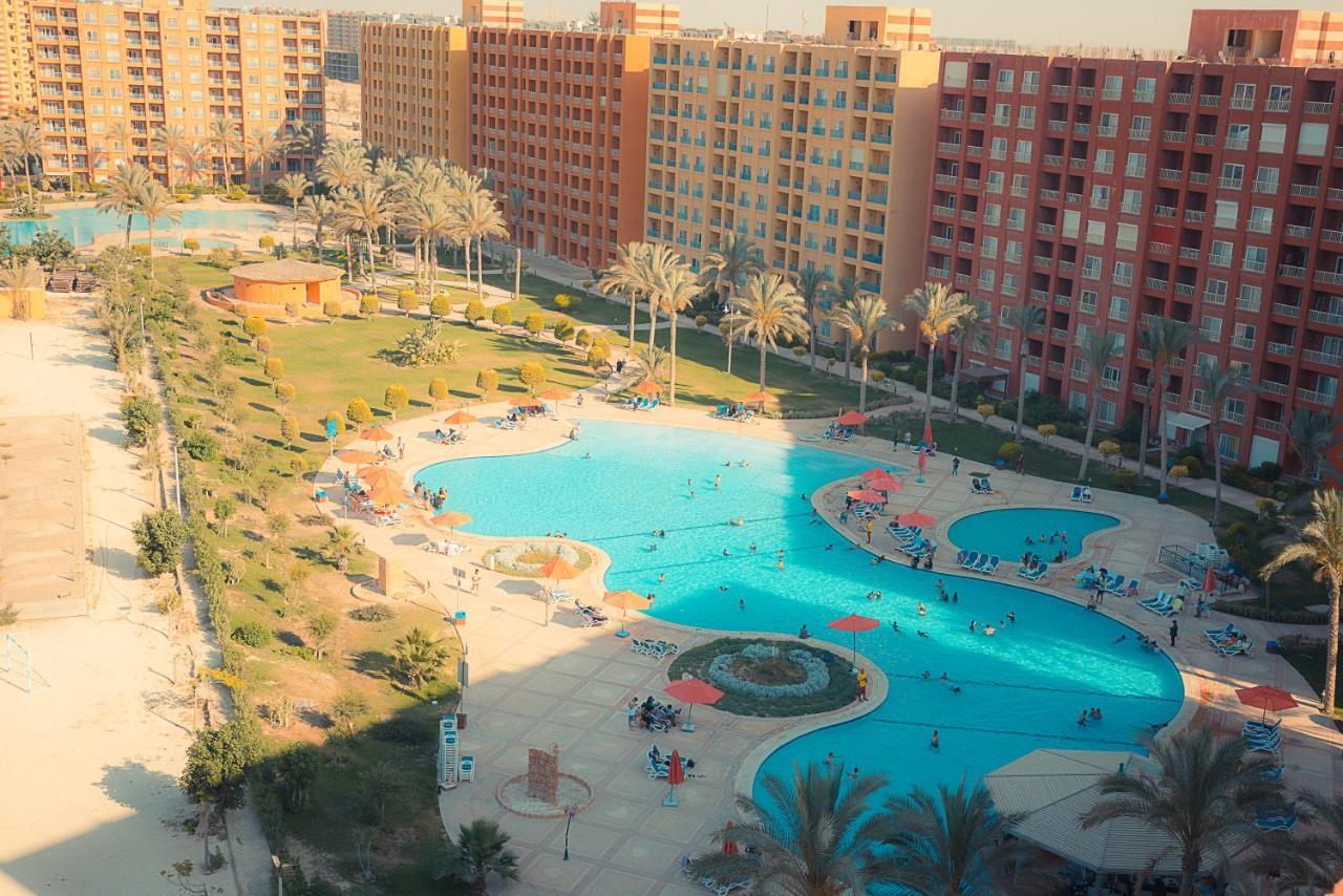 Porto Golf Marina Aqua Park & Beach Access By Best Of Bedz El Alamein Bagian luar foto