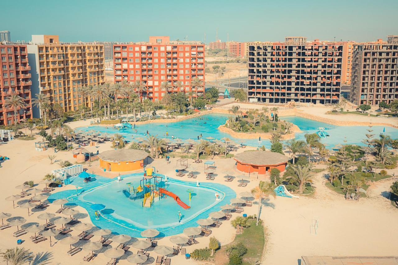 Porto Golf Marina Aqua Park & Beach Access By Best Of Bedz El Alamein Bagian luar foto