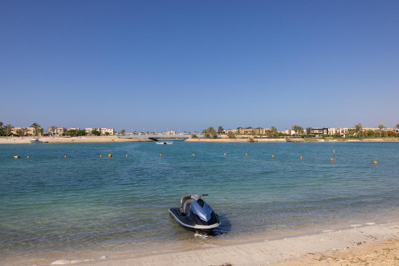 Porto Golf Marina Aqua Park & Beach Access By Best Of Bedz El Alamein Bagian luar foto